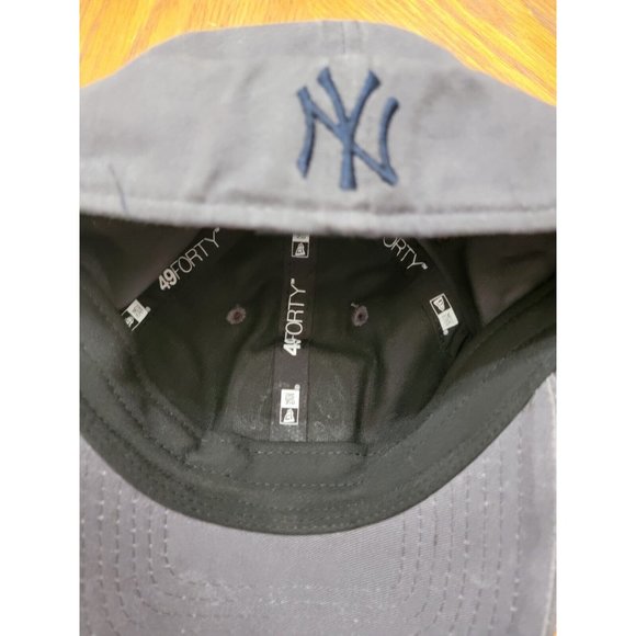 New York Yankees New Era Grey 49Forty Large fitted Men's Baseball Hat Cap - Picture 3 of 6